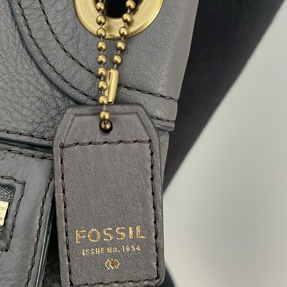 Authentic Fossil shoulder or strap bag - Picture 4 of 10